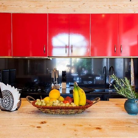 Lenico Beachfront Suites Agia Pelagia 외부 사진