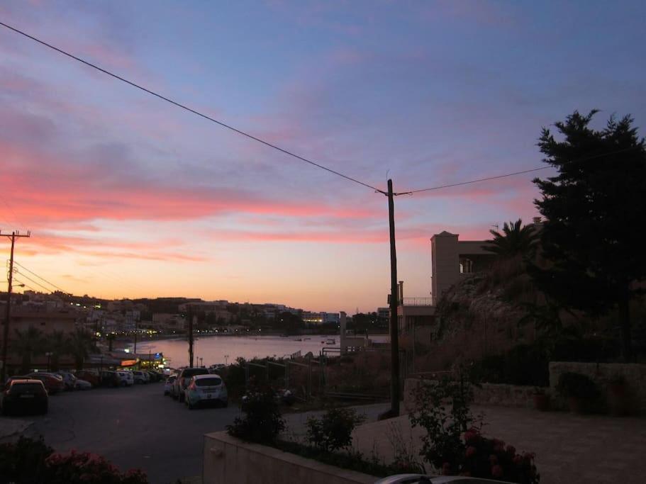 Lenico Beachfront Suites Agia Pelagia 외부 사진