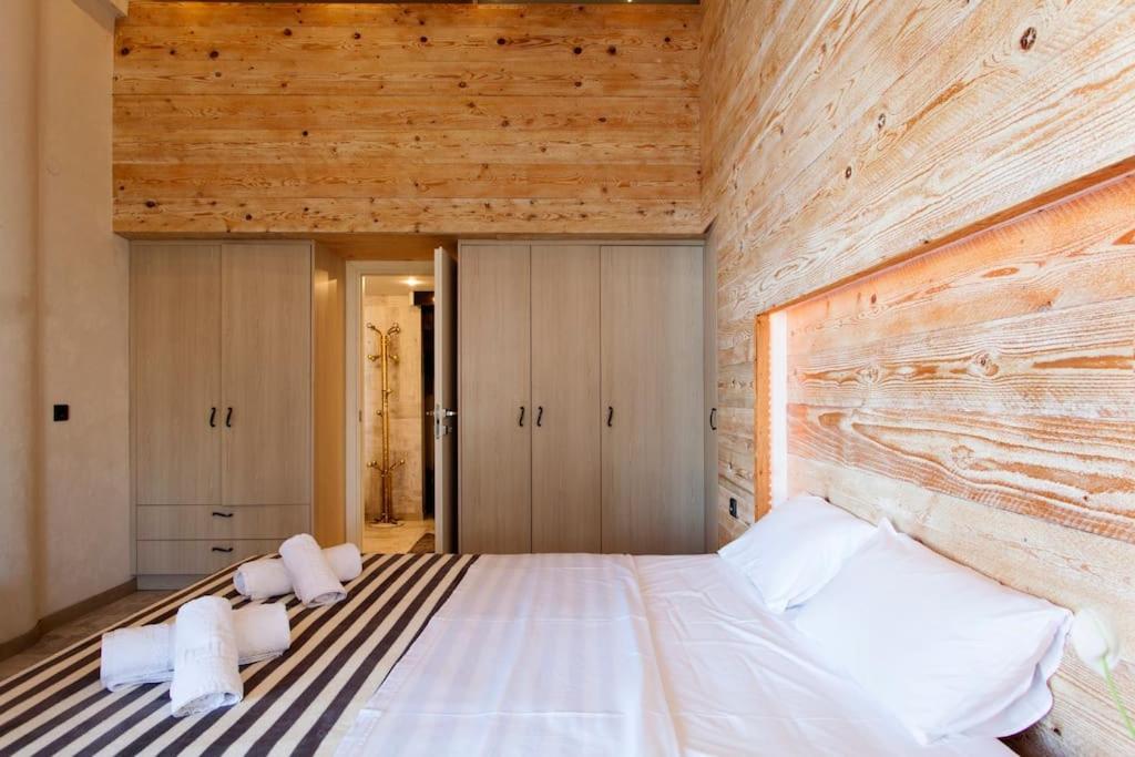 Lenico Beachfront Suites Agia Pelagia 외부 사진