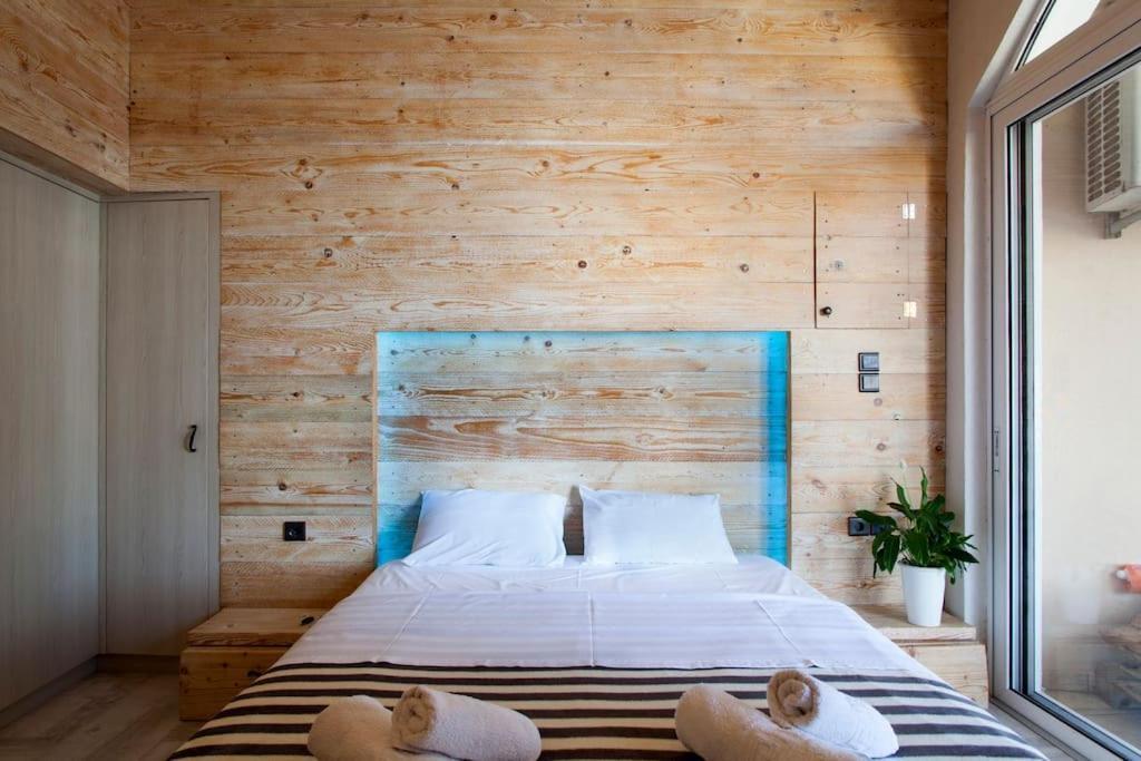 Lenico Beachfront Suites Agia Pelagia 외부 사진
