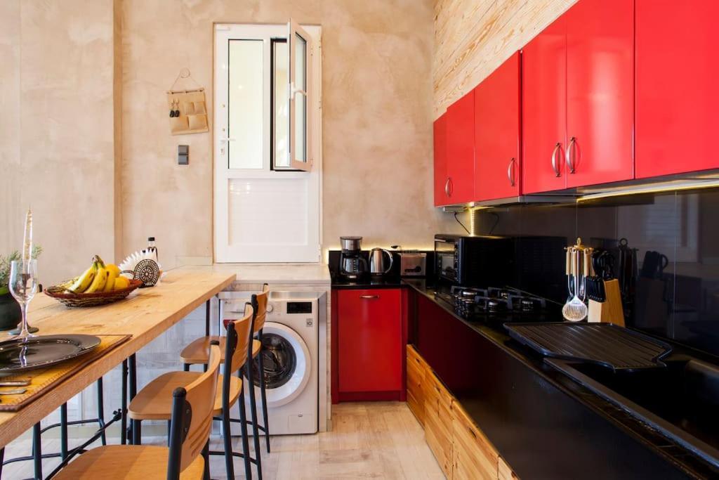 Lenico Beachfront Suites Agia Pelagia 외부 사진